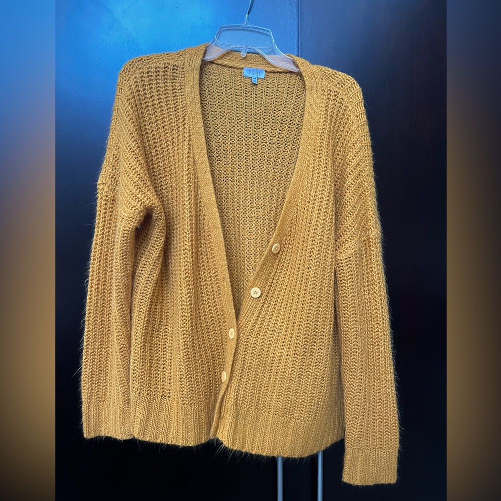 Tobi cardigan with front buttons